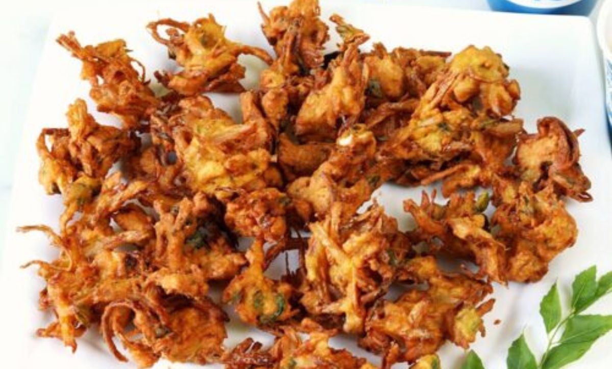 Golden Brown Onion Pakoras